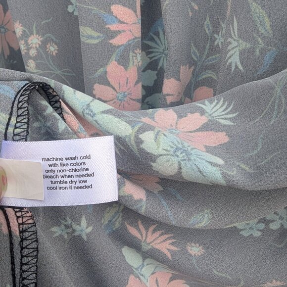 Lane Bryant Women's Blouse 18/20 Black with Blue and Pink Floral Print - Picture 5 of 7